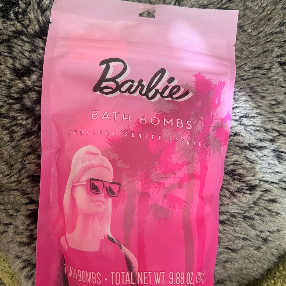 Barbie Tropical Sunset Scented Bath Bombs